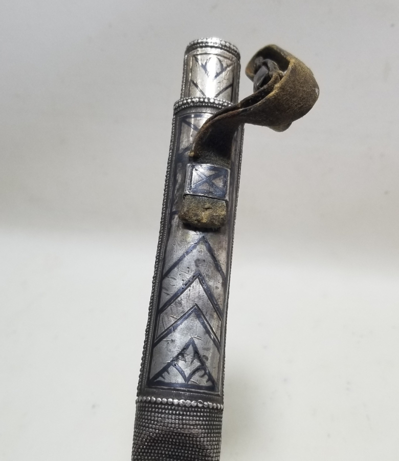 İÇİNDE GUBAR-I ŞERİF BULUNAN ÇOK NADİR SAVATLI GÜMÜŞ KUŞAK KAMASI