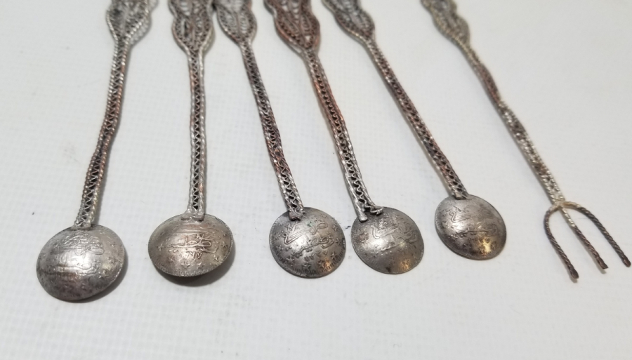UÇLARINDA OSMANLI PARASI BULUNAN OSMANLI DÖNEMİ GÜMÜŞ ÇAY KAŞIĞI TAKIMI