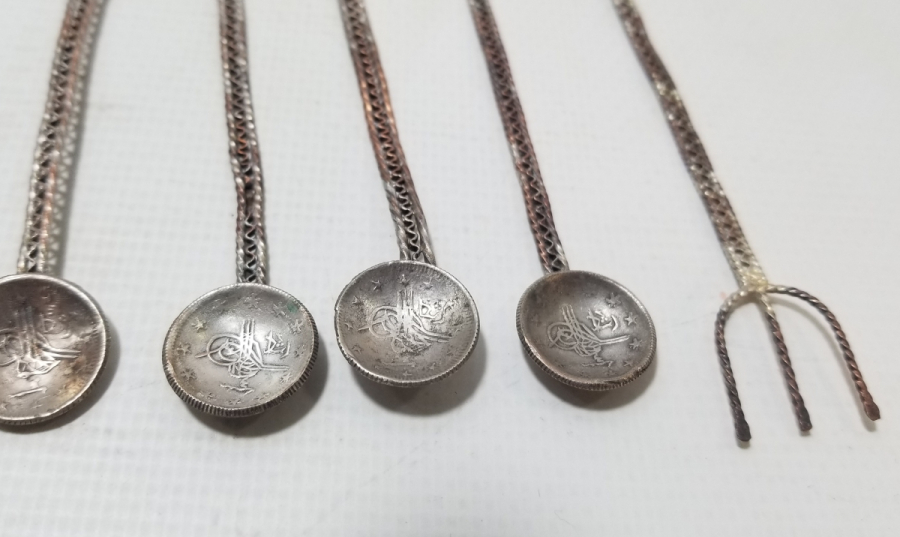 UÇLARINDA OSMANLI PARASI BULUNAN OSMANLI DÖNEMİ GÜMÜŞ ÇAY KAŞIĞI TAKIMI