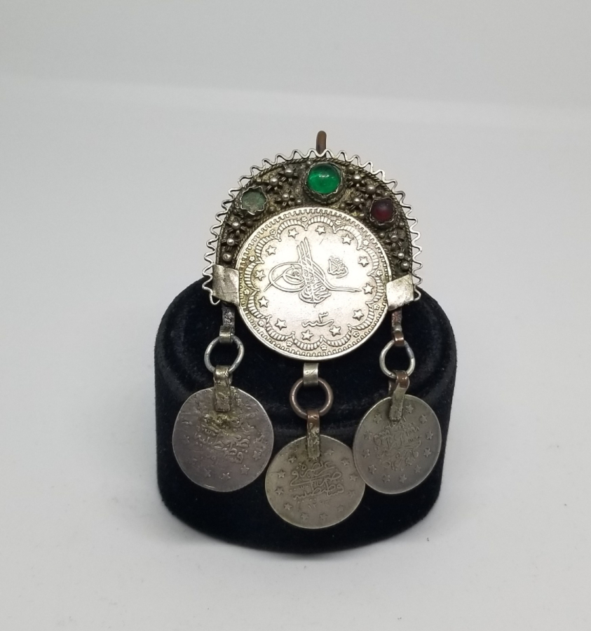 ÜZERİNDE OSMANLI PARALARI BULUNAN NADİR TİPTE FES SÜSÜ