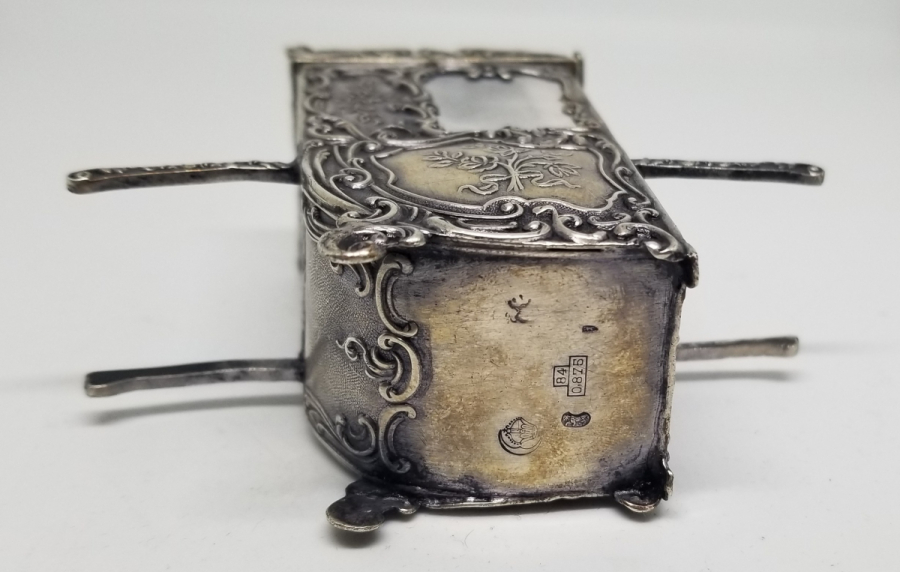 TAHTIREVAN FORMUNDA YAPILMIŞ NADİR OSMANLI DÖNEMİ GÜMÜŞ KASA MASA SAATİ