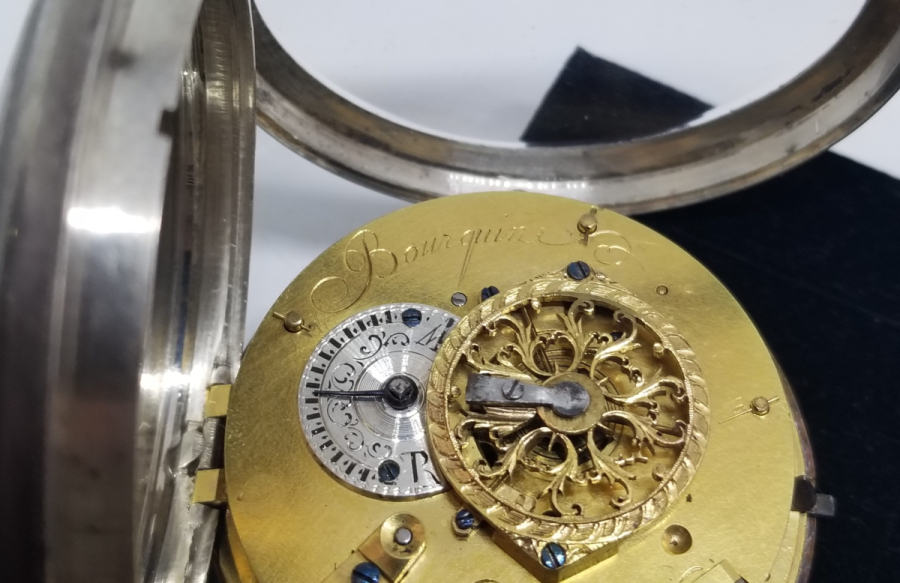 1800 BAŞLARI MUSİKAYI HUMAYUN GÖRSELLİ EL BOYAMA KADRAN PRIOR CEP SAATİ