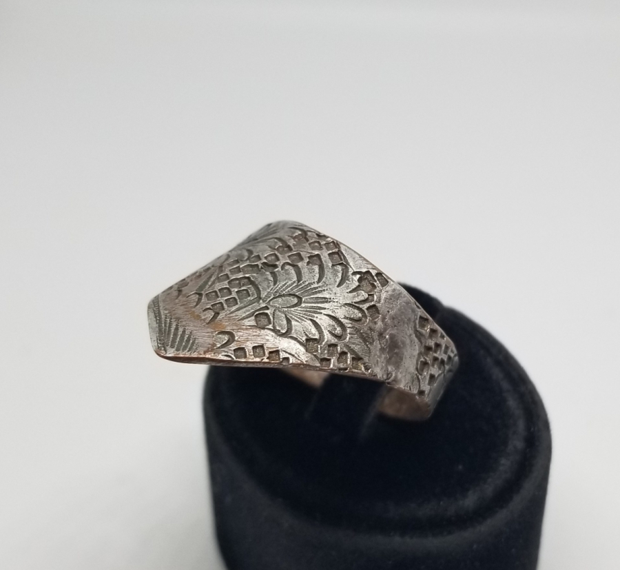 OSMANLI DÖNEMİ KABARTMA İŞÇİLİKLİ ZİHGİR - OKÇU YÜZÜĞÜ