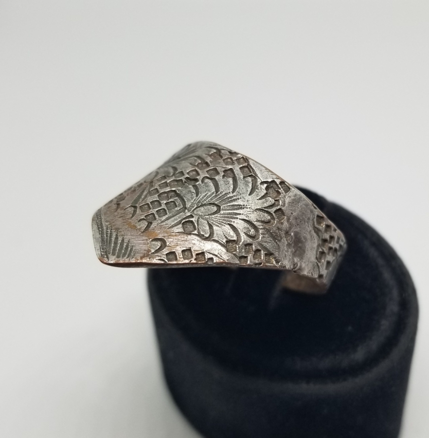 OSMANLI DÖNEMİ KABARTMA İŞÇİLİKLİ ZİHGİR - OKÇU YÜZÜĞÜ