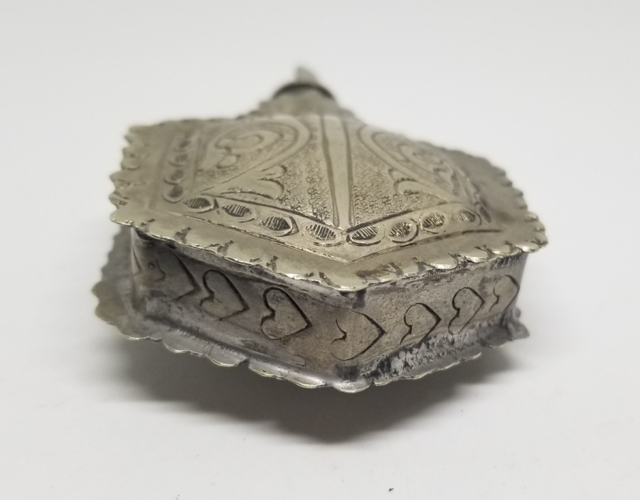 KABARTMA İŞÇİLİKLİ ANTİKA SÜRMEDAN