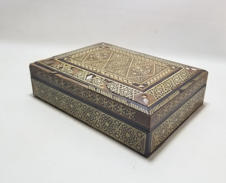 OSMANLI DÖNEMİ MARKUTERİ İŞÇİLİKLİ EL YAPIMI BÜYÜK BOY KUTU