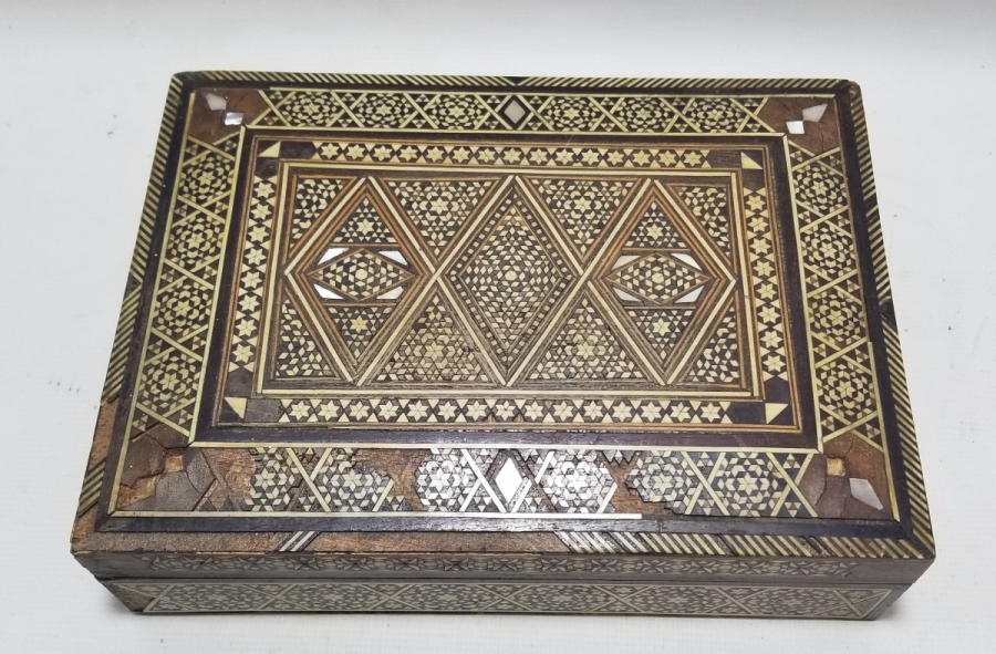 OSMANLI DÖNEMİ MARKUTERİ İŞÇİLİKLİ EL YAPIMI BÜYÜK BOY KUTU