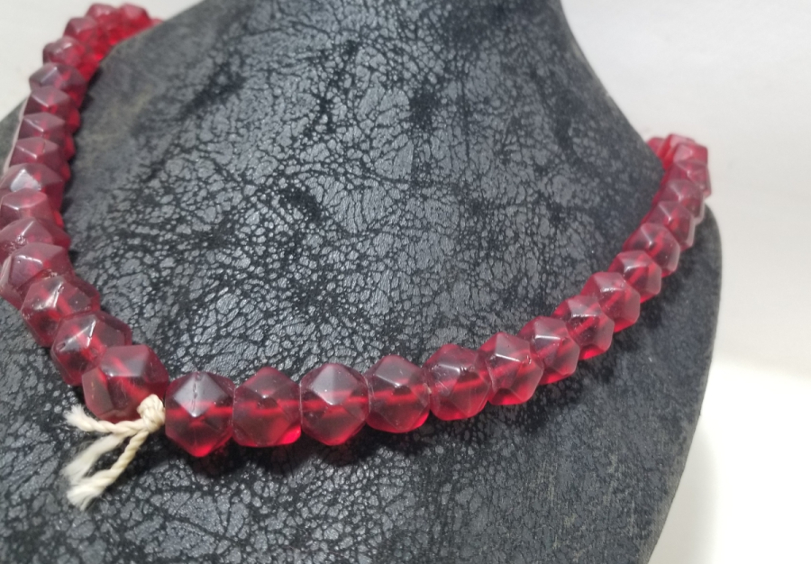 OSMANLI DÖNEMİ FASETA KESİMLİ YÖRÜK KOLYESİ