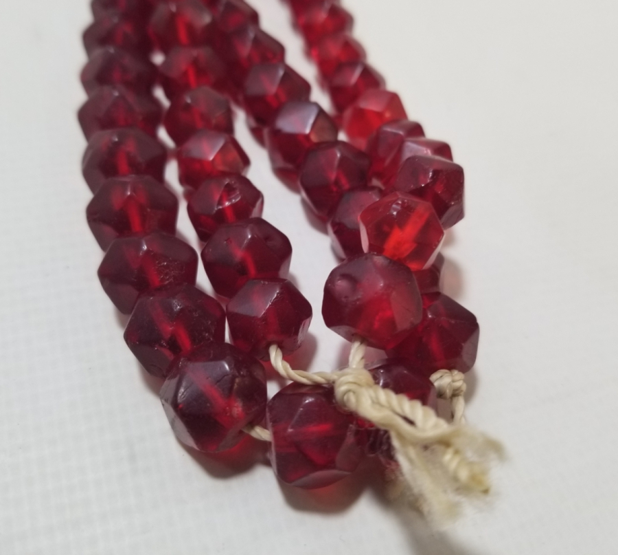 OSMANLI DÖNEMİ FASETA KESİMLİ YÖRÜK KOLYESİ