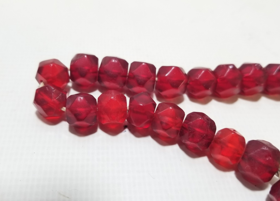 OSMANLI DÖNEMİ FASETA KESİMLİ YÖRÜK KOLYESİ