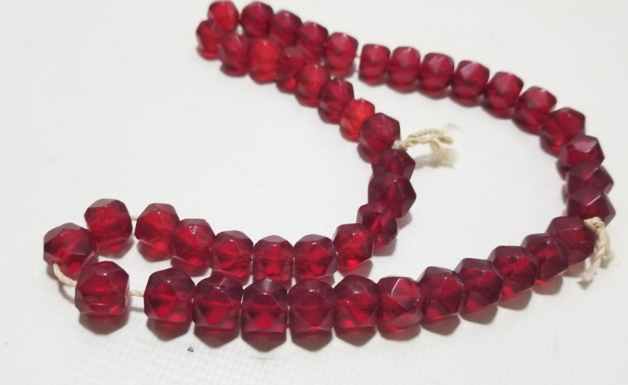 OSMANLI DÖNEMİ FASETA KESİMLİ YÖRÜK KOLYESİ