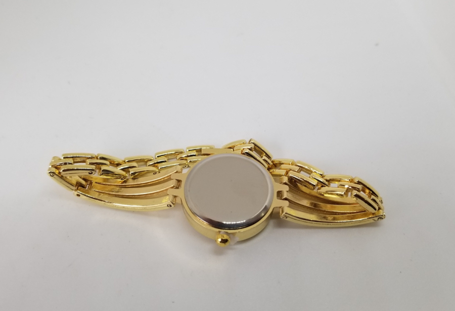 ALTIN KAPLAMA NOSTALJİK KOL SAATİ