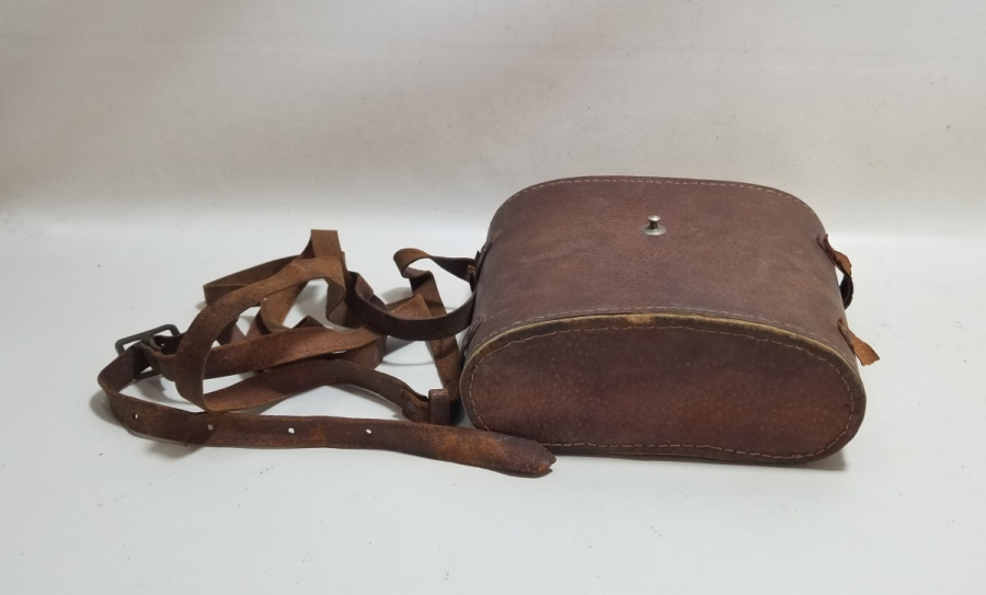 ORAK-ÇEKİÇ FİGÜRLÜ SOVYET SUBAY DÜRBÜNÜ