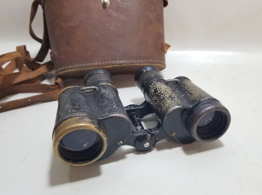 ORAK-ÇEKİÇ FİGÜRLÜ SOVYET SUBAY DÜRBÜNÜ