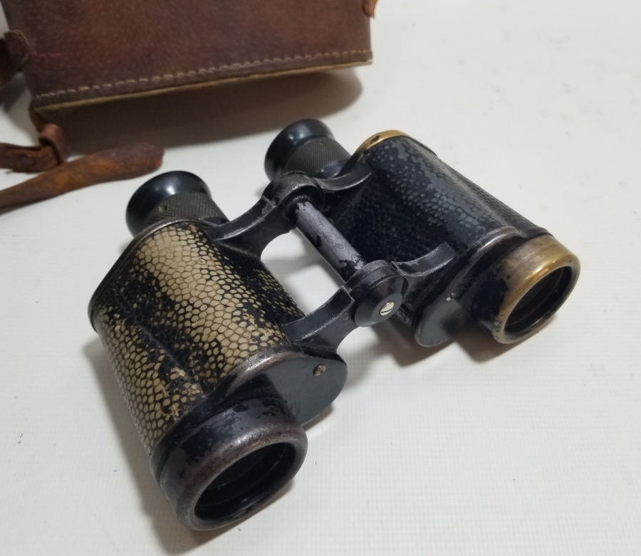 ORAK-ÇEKİÇ FİGÜRLÜ SOVYET SUBAY DÜRBÜNÜ