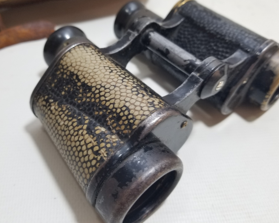 ORAK-ÇEKİÇ FİGÜRLÜ SOVYET SUBAY DÜRBÜNÜ