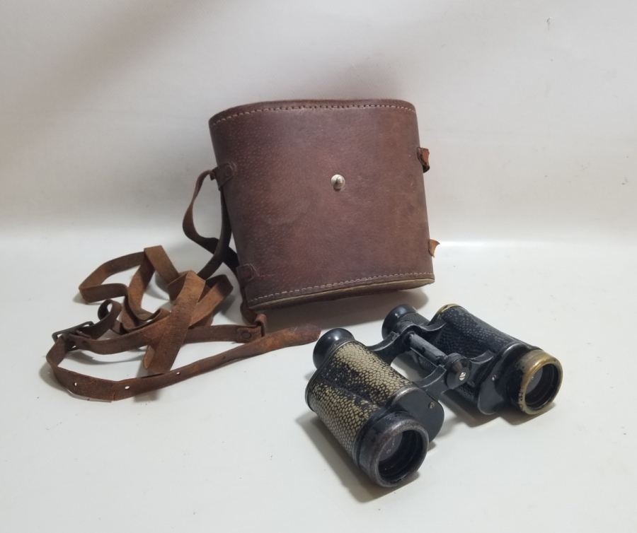 ORAK-ÇEKİÇ FİGÜRLÜ SOVYET SUBAY DÜRBÜNÜ