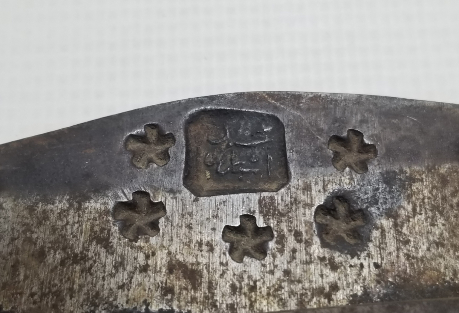 USTA DAMGALI VE TARİHLİ OSMANLI DÖNEMİ NADİR HEREKE HALI MAKASI