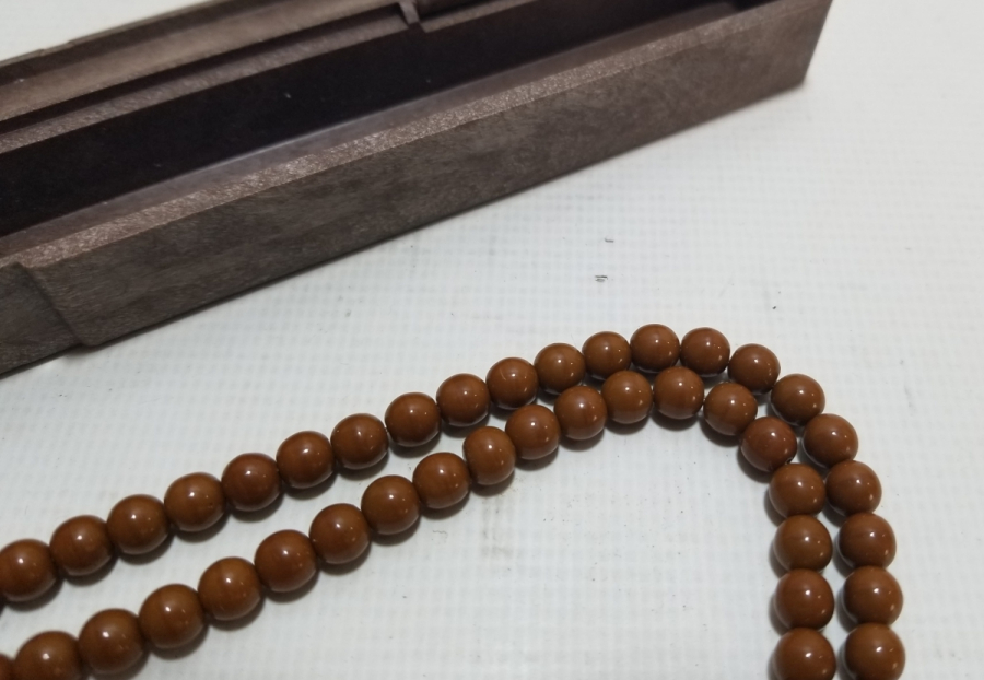 MERCANİ RENKTE OSMANLI DÖNEMİ BEYKOZ NAMAZ TESPİHİ