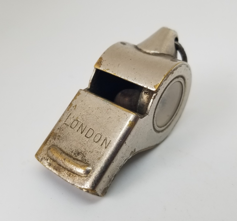 PUSULALI ANTİKA İNGİLİZ POLİS DÜDÜĞÜ