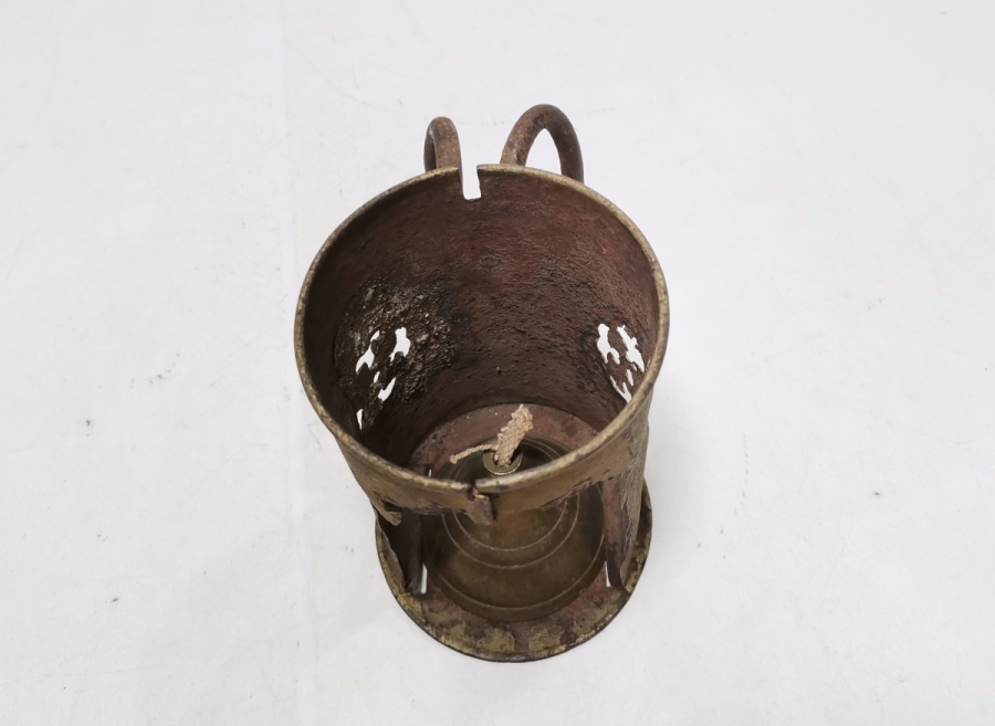 OSMANLI DÖNEMİ PRİMİTİF FORMDA EL YAPIMI NADİR VAGON LAMBASI