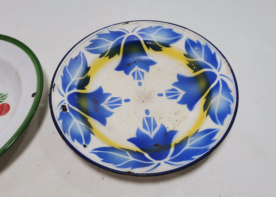 OSMANLI DÖNEMİ NADİR TİPTE İKİ ADET EMAYE TABAK