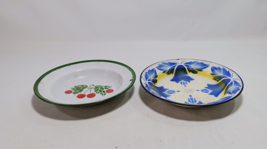 OSMANLI DÖNEMİ NADİR TİPTE İKİ ADET EMAYE TABAK