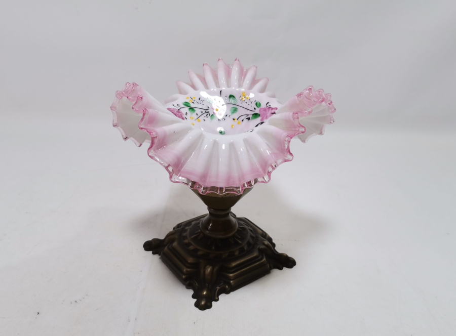 NADİR TİPTE OSMANLI DÖNEMİ KARANFİLLİK