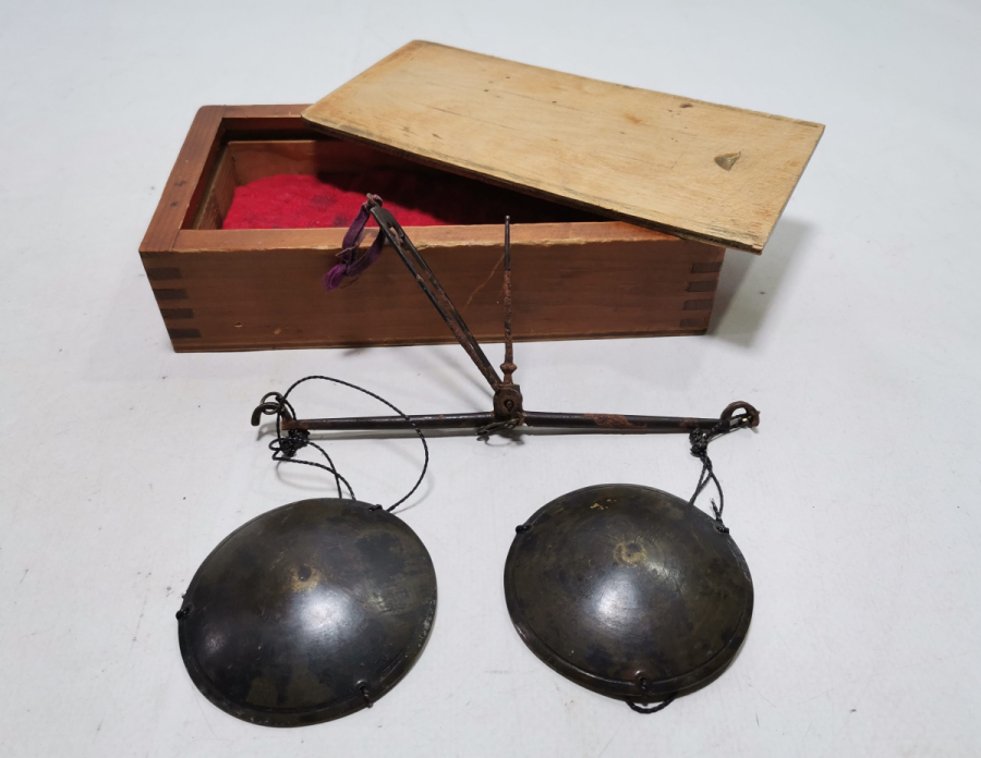 ORİJİNAL KUTUSUNDA OSMANLI DÖNEMİ NADİR AFYON TERAZİSİ