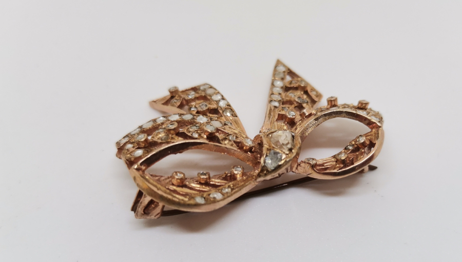 ÖZEL YAPIM FİYONK FORMLU ANTİKA ELMAS BROŞ