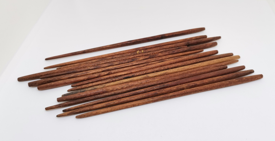 ANTİKA OKUMA ÇUBUKLARI LOTU