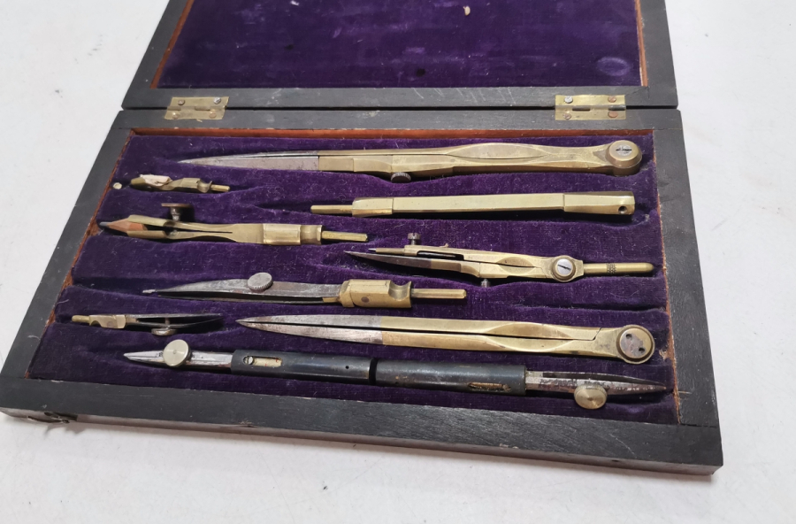 OSMANLI DÖNEMİ ORİJİNAL KUTUSUNDA PERGEL TAKIMI