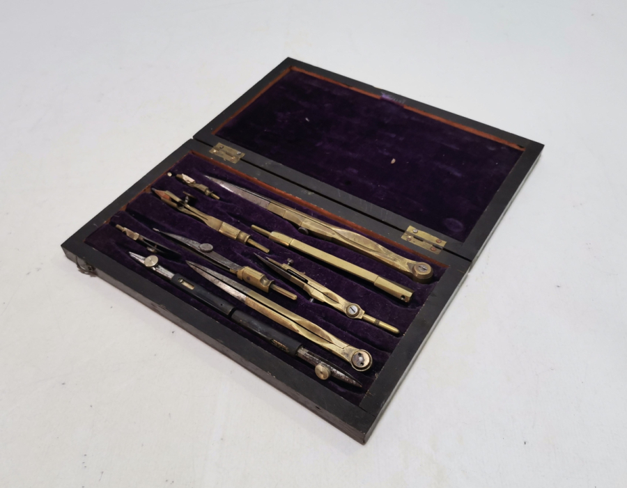 OSMANLI DÖNEMİ ORİJİNAL KUTUSUNDA PERGEL TAKIMI