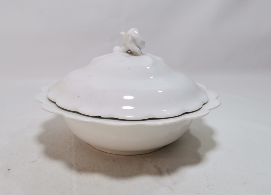 OSMANLI DÖNEMİ PORSELEN KAPAKLI AŞURELİK