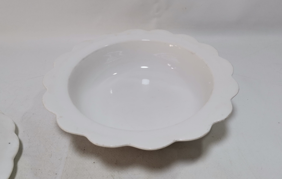 OSMANLI DÖNEMİ PORSELEN KAPAKLI AŞURELİK