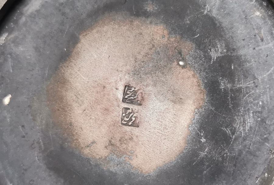 ÜZERİ EL BOYAMA İŞÇİLİKLİ ANTİKA GÜMÜŞ PUDRALIK