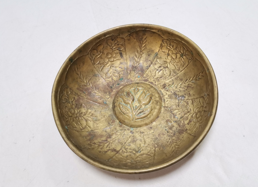 KABARTMA İŞÇİLİKLİ ANTİKA HAMAM TASI