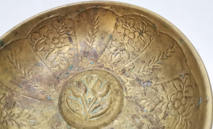 KABARTMA İŞÇİLİKLİ ANTİKA HAMAM TASI