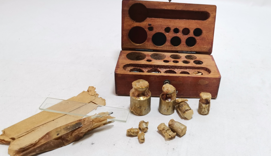 ORİJİNAL KUTUSUNDA KULLANILMAMIŞ ANTİKA DİRHEM LOTU