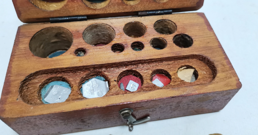 ORİJİNAL KUTUSUNDA KULLANILMAMIŞ ANTİKA DİRHEM LOTU