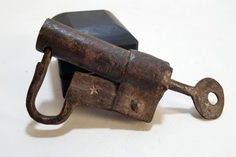 ORİJİNAL ANAHTARIYLA OSMANLI DÖNEMİ EL YAPIMI KİLİT