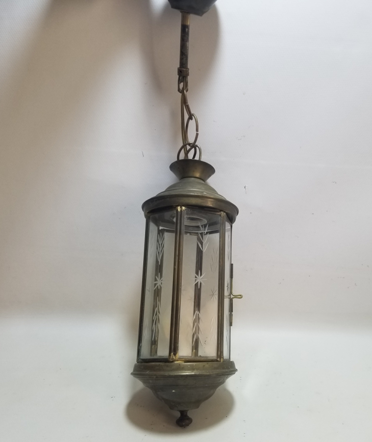 OSMANLI DÖNEMİ LAMBAYA DÖNÜŞTÜRÜLMÜŞ KRİSTAL CAMLI ANTİKA EL MUMLUĞU