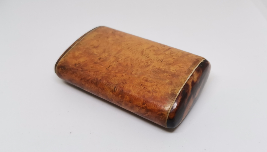 BAĞA, AHŞAP VE SEDEF İŞÇİLİKLİ OSMANLI DÖNEMİ TÜTÜN TABAKASI