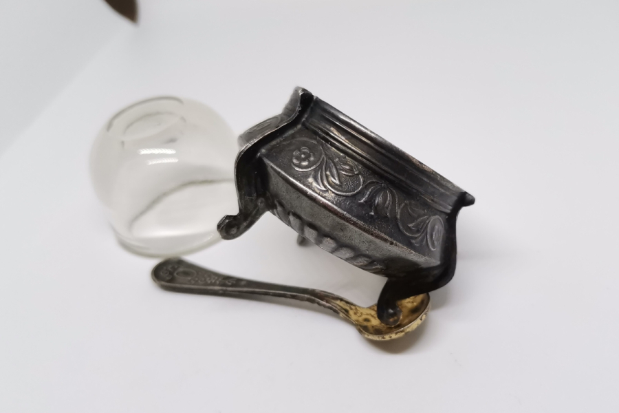 GÜMÜŞ KAPLAMA ANTİKA HAVYARLIK