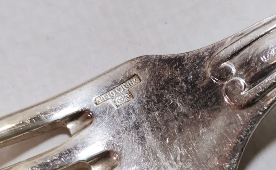 ORİJİNAL KUTUSUNDA ANTİKA CRISTOFLE ÇATAL KAŞIK