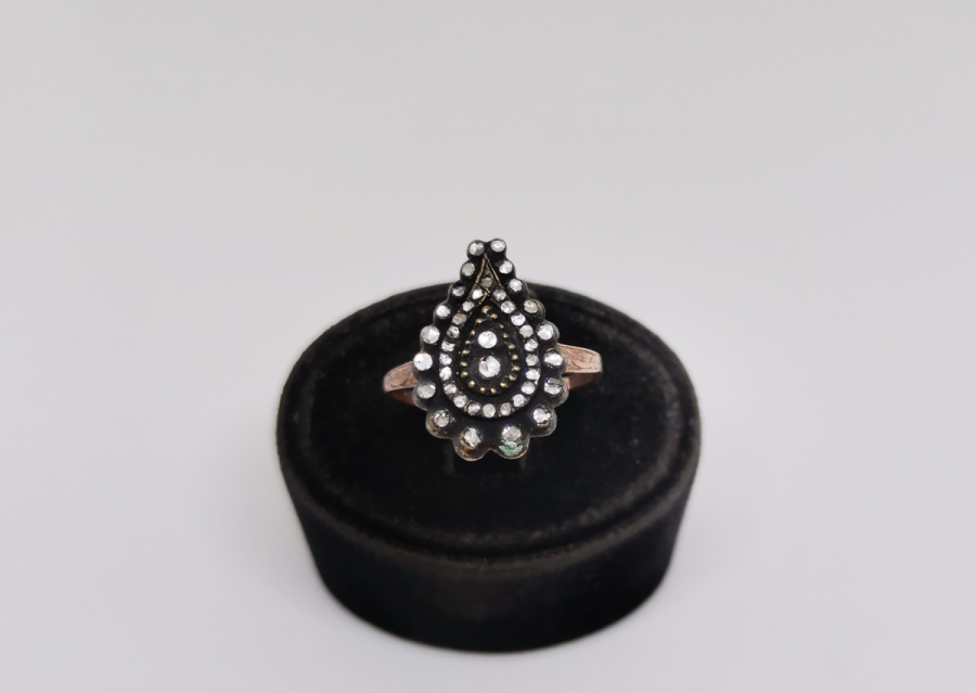 ÖZEL YAPIM ELMAS TAŞLI MEKİK YÜZÜK