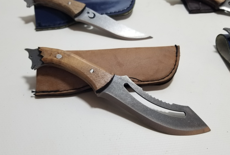 ÖZEL YAPIM KURT BAŞLI KAMPÇI BIÇAKLARI LOTU