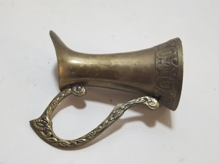 ANTİKA DEKORATİF MAŞRAPA FORMLU BİBLO