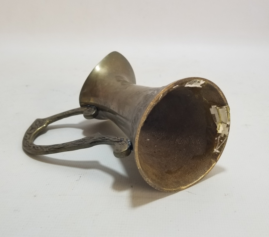 ANTİKA DEKORATİF MAŞRAPA FORMLU BİBLO