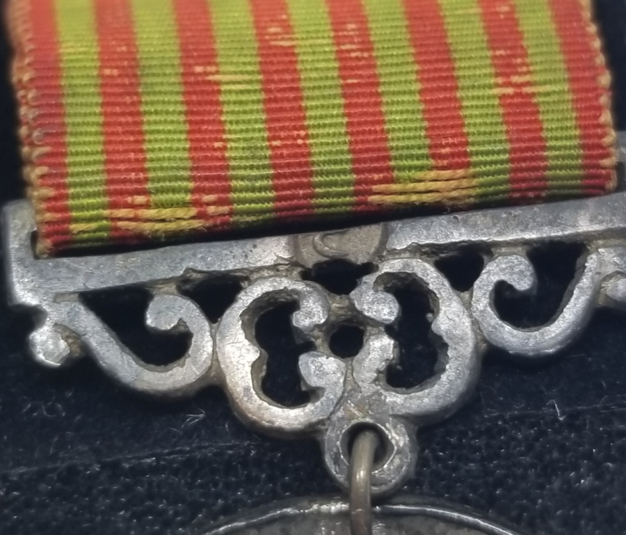 ORİJİNAL BARIYLA GÜMÜŞ PLEVNE VE LİYAKAT MADALYASI SETİ